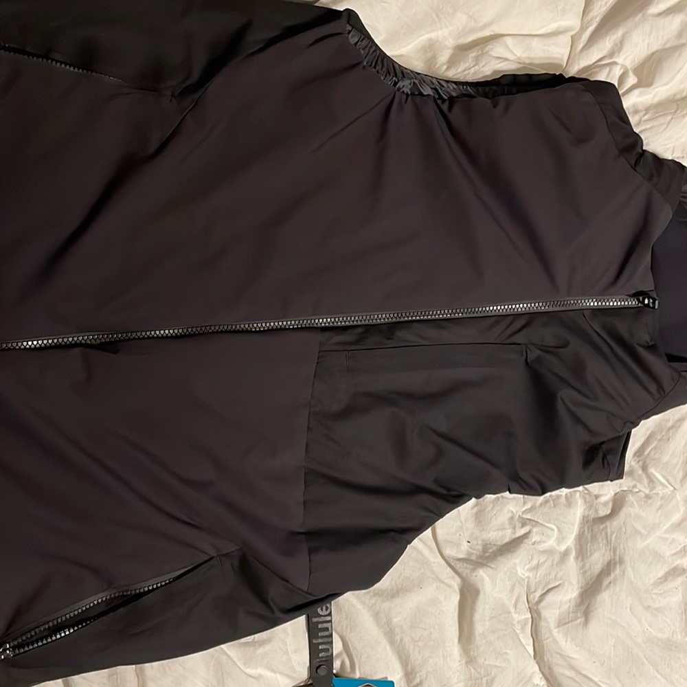 Lulu puffer vest size M